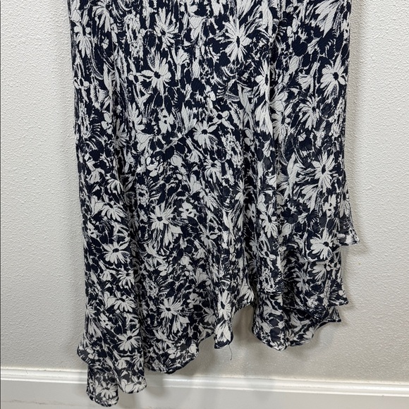 Lauren Ralph Lauren vintage silk‎ Navy and White Floral asymetric Dress - Picture 5 of 10